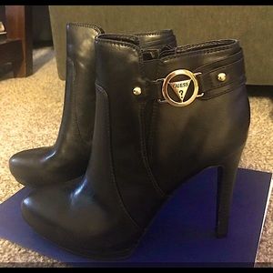 Guess Ankle Boot